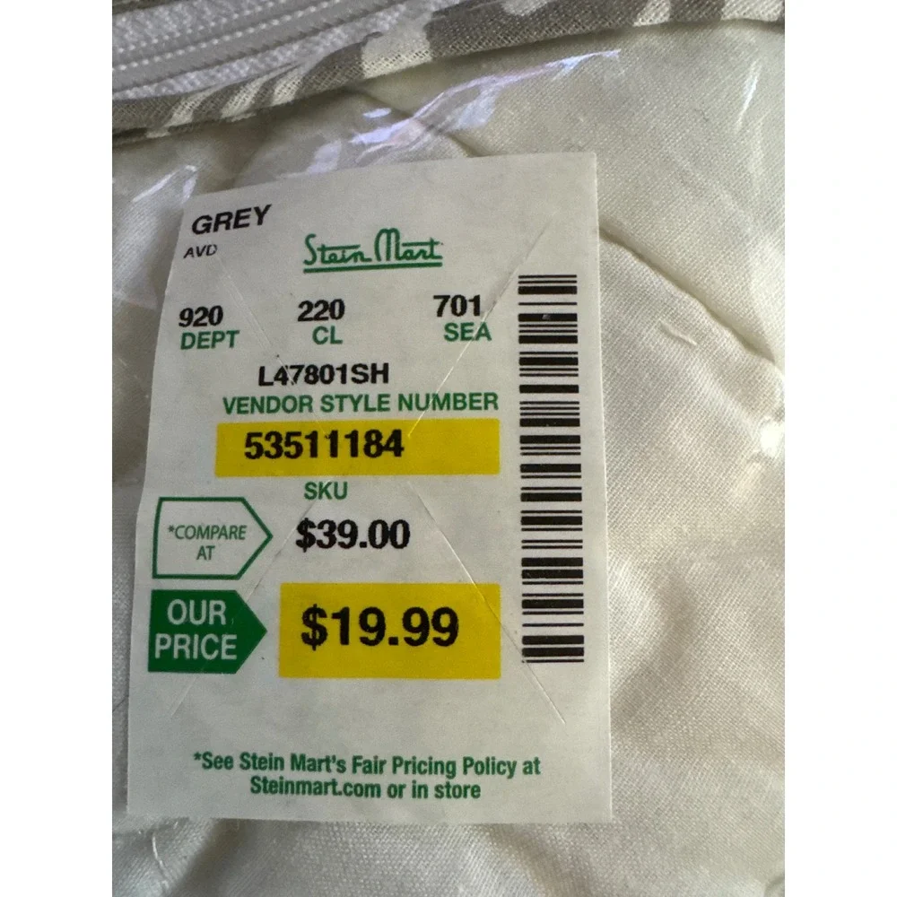 Tanzie Luxury Standard Sham Set of 2 Grey White Floral Bird Quilted 20x26